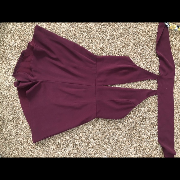 A maroon romper size medium - Picture 1 of 2